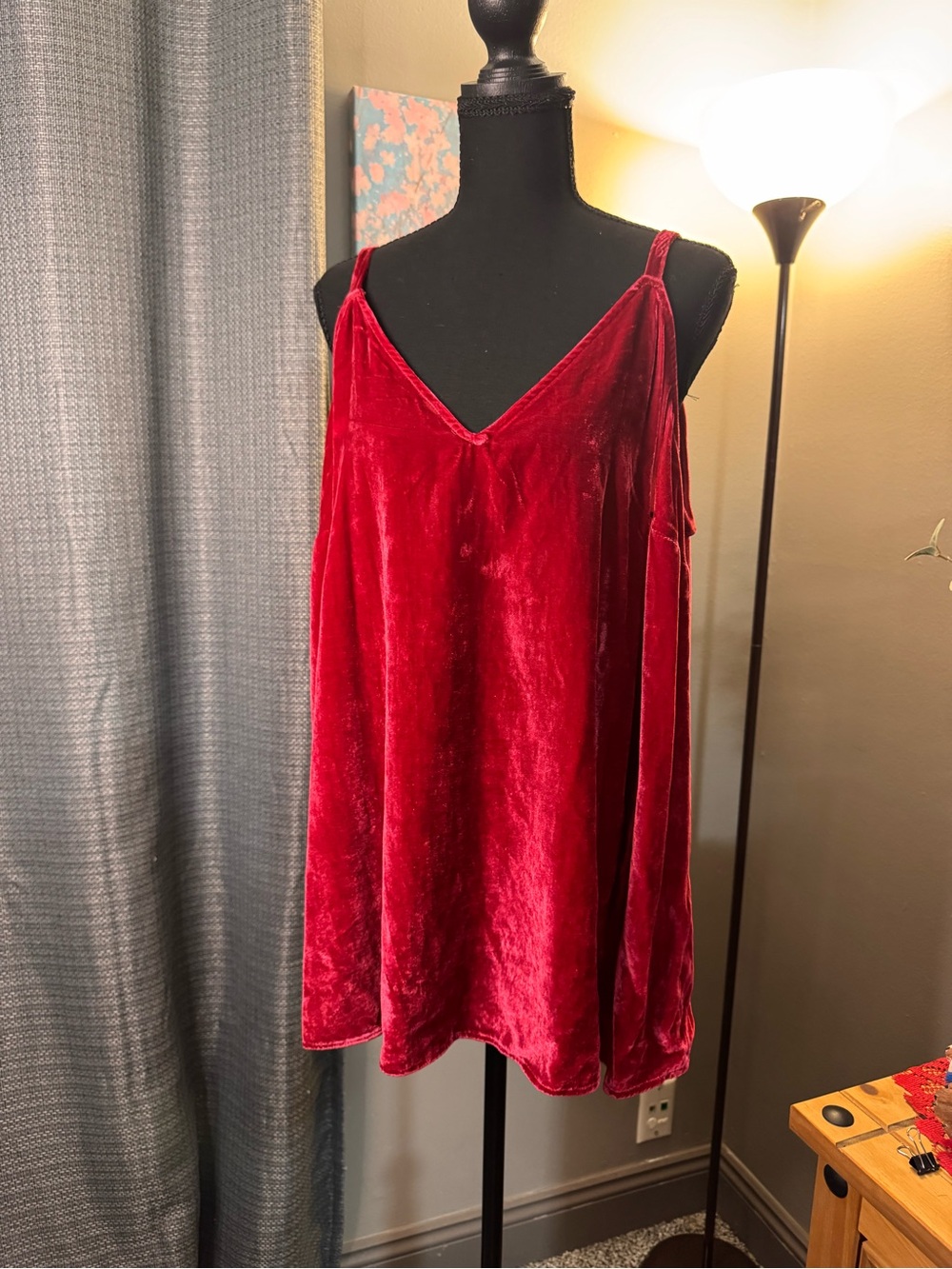 NWT torrid Deep Red Velvet Tanktop